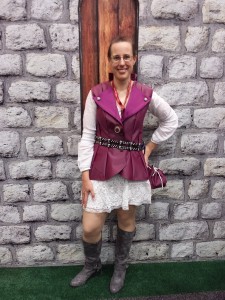 Katie as Alice (OUATIW) cosplay